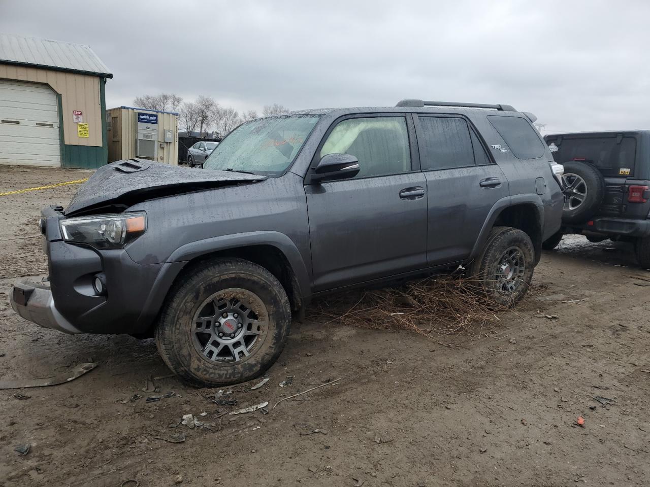 2020 TOYOTA 4RUNNER SR