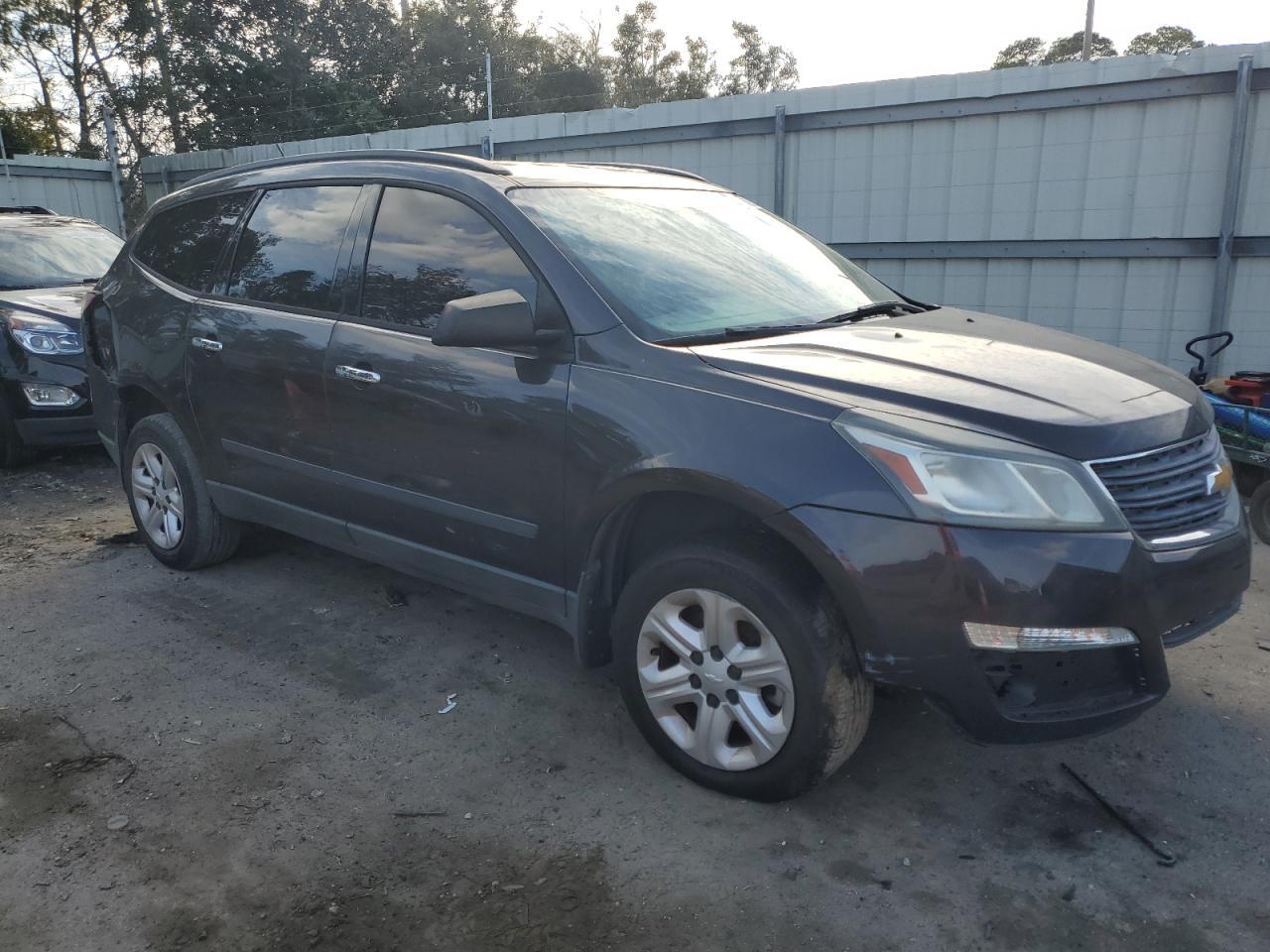 2015 CHEVROLET TRAVERSE L - Image 4