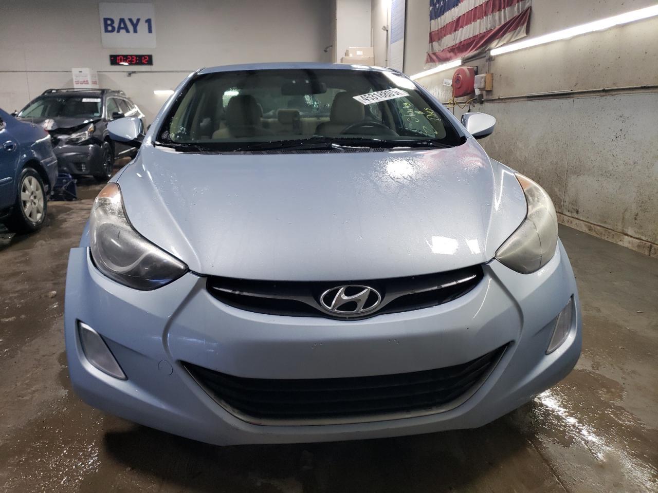 2013 HYUNDAI ELANTRA GL - Image 5