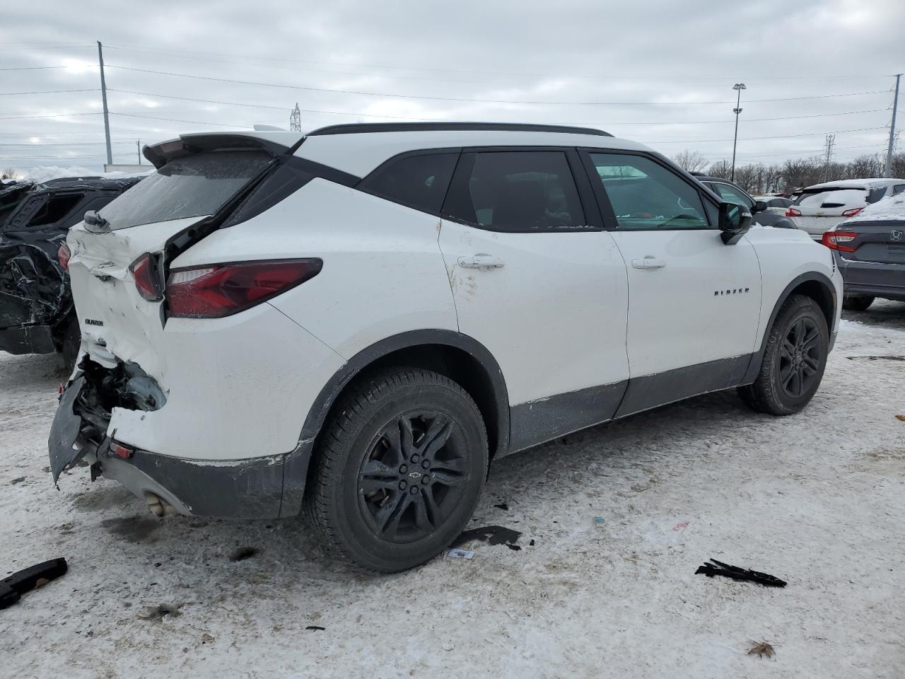 2021 CHEVROLET BLAZER 2LT - Фото 3