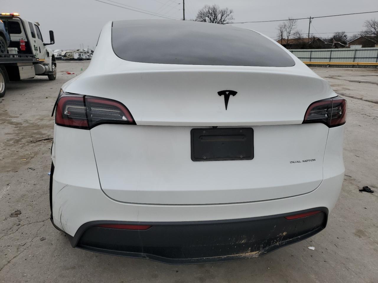 2023 TESLA MODEL Y - Image 6