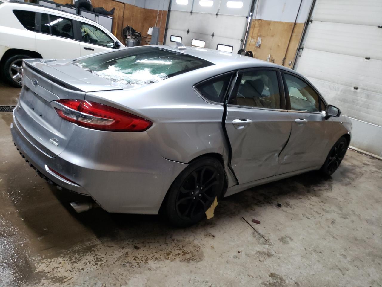 2020 FORD FUSION SE - Фото 3