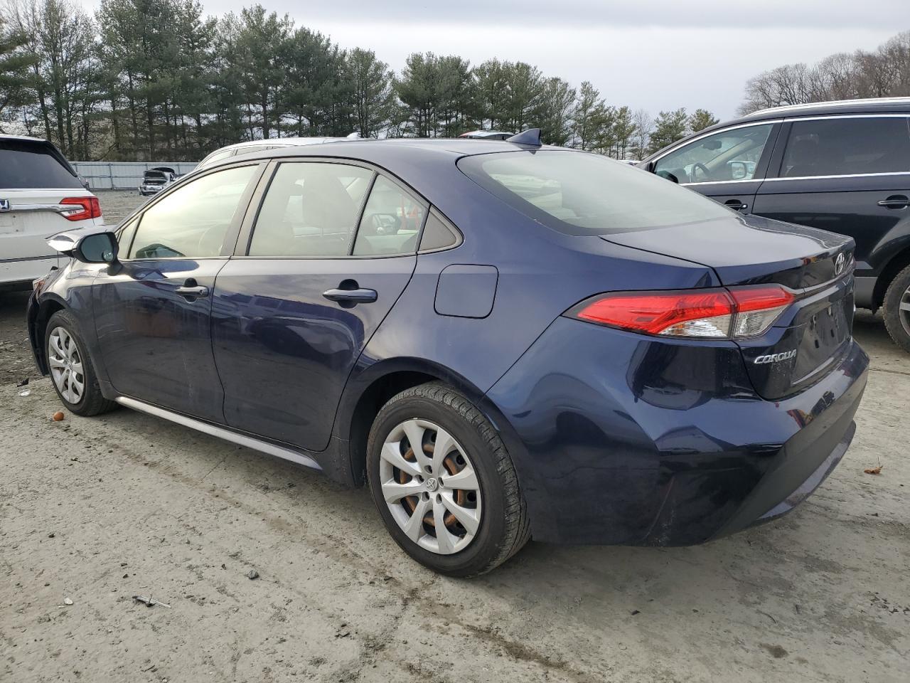 2021 TOYOTA COROLLA LE - Фото 2