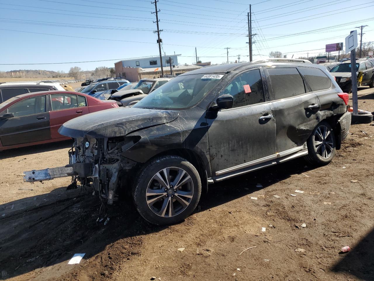 2017 NISSAN PATHFINDER
