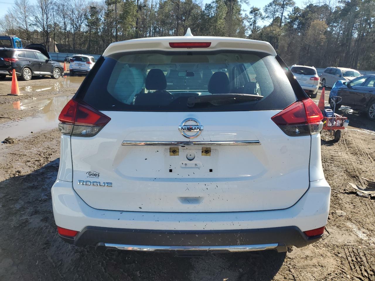 2018 NISSAN ROGUE S - Фото 6