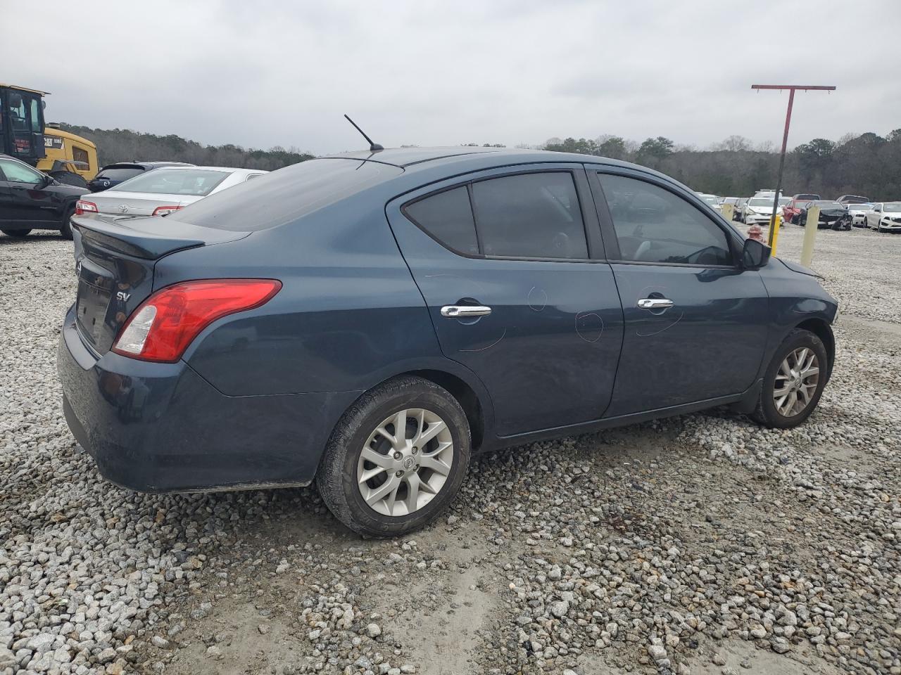 2016 NISSAN VERSA S - Image 3