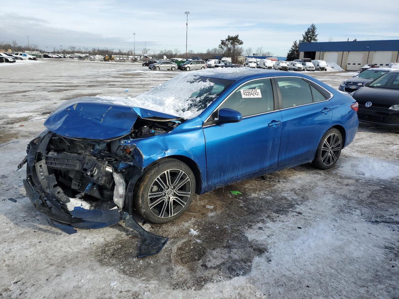 2016 TOYOTA CAMRY LE
