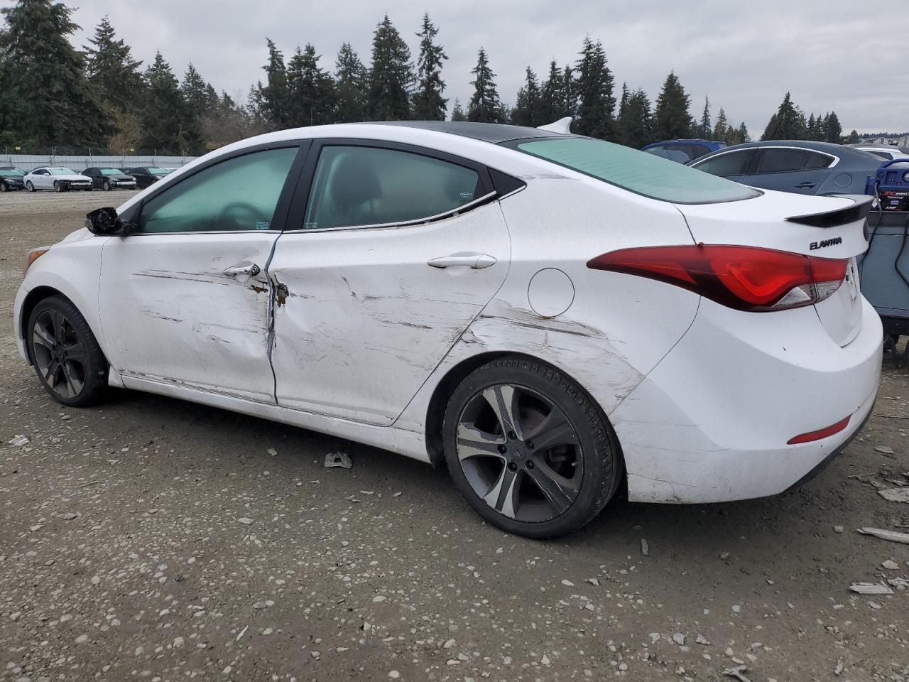 2015 HYUNDAI ELANTRA SE - Image 2