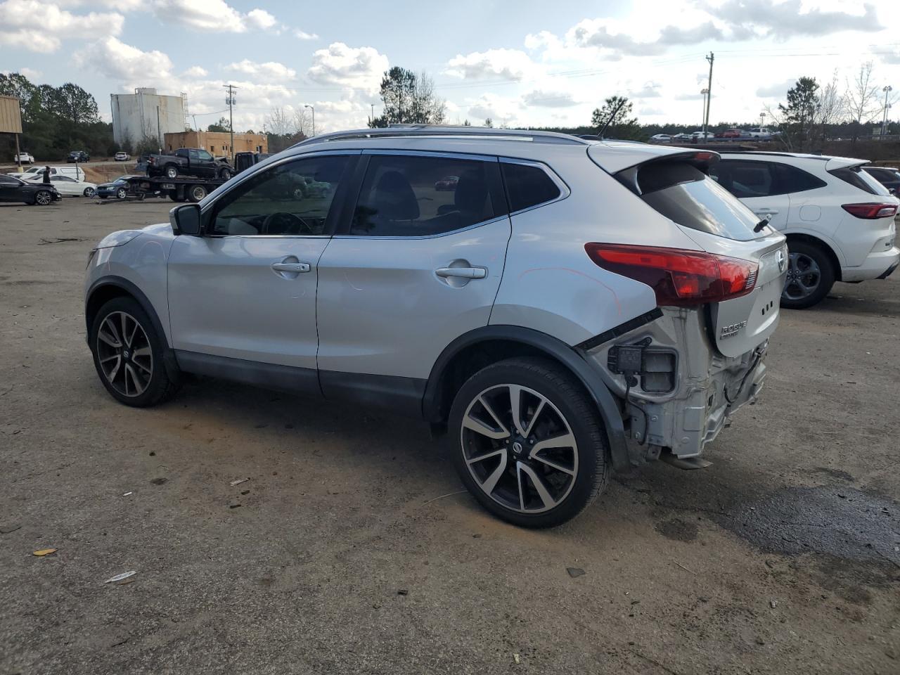 2017 NISSAN ROGUE SPOR - Фото 2