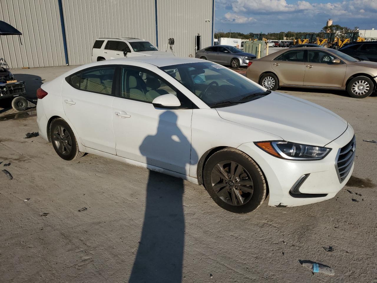 2017 HYUNDAI ELANTRA SE - Image 4