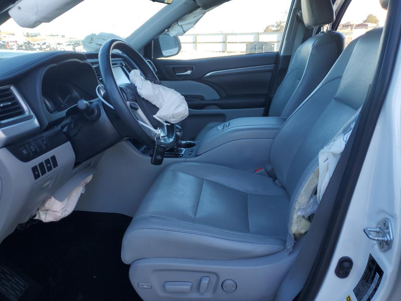 2019 TOYOTA HIGHLANDER - Image 7
