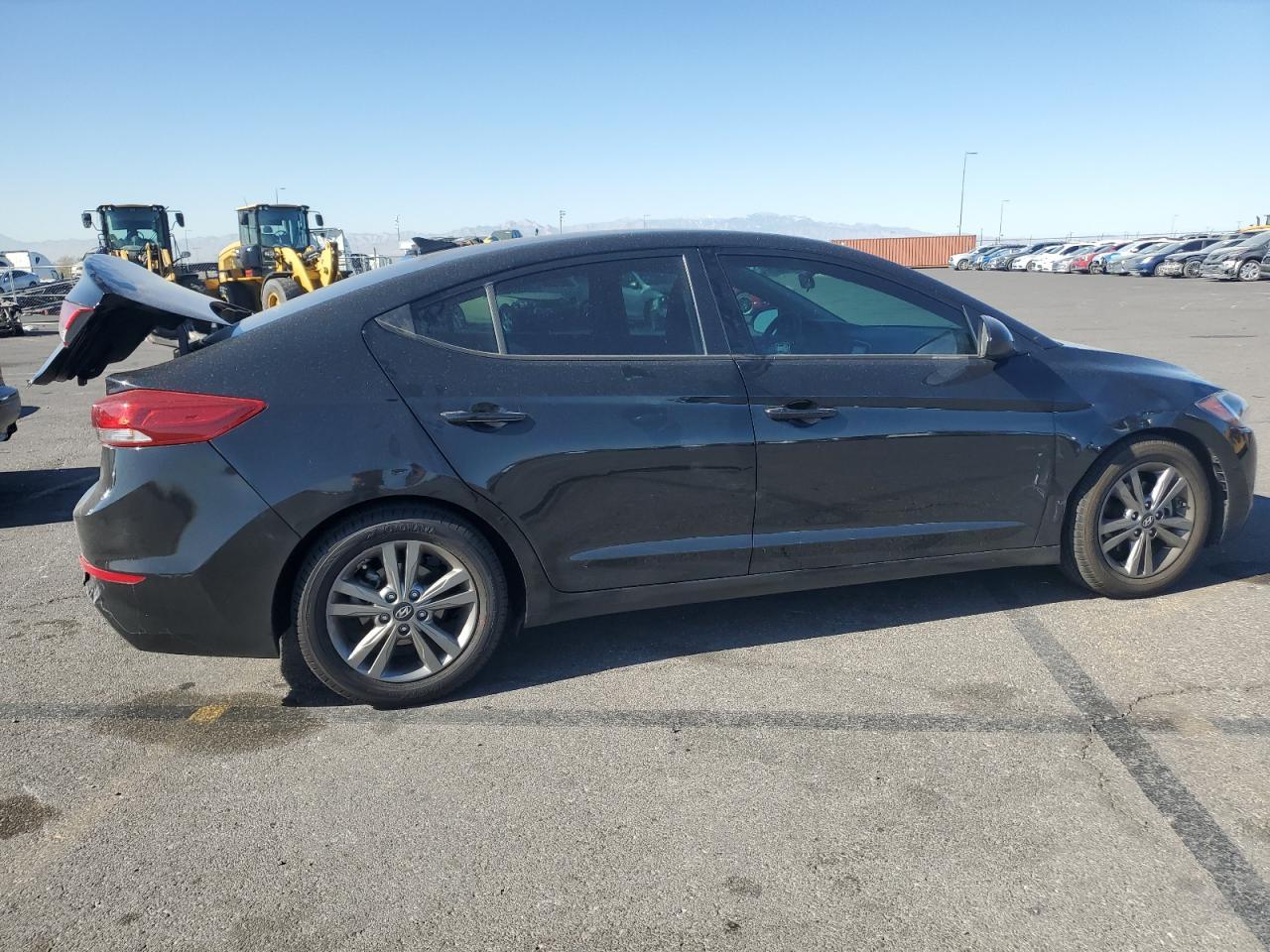 2018 HYUNDAI ELANTRA SE - Image 3