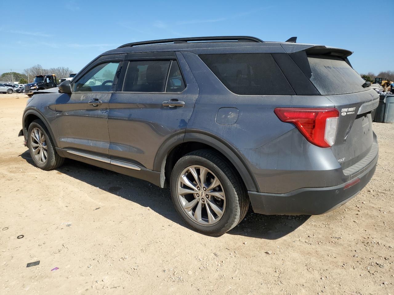 2022 FORD EXPLORER X - Фото 2