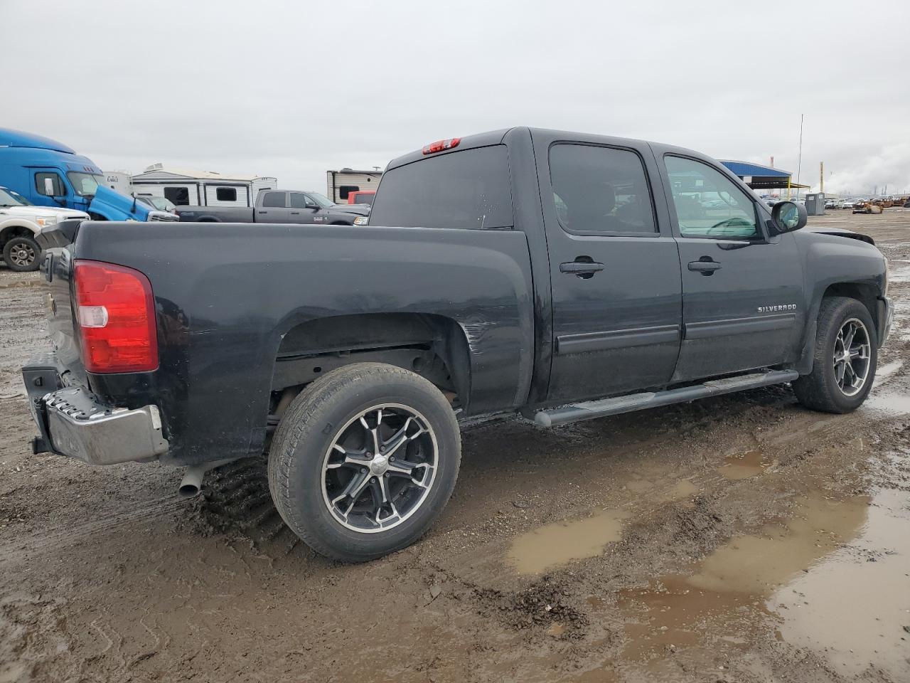 2013 CHEVROLET SILVERADO - Image 3