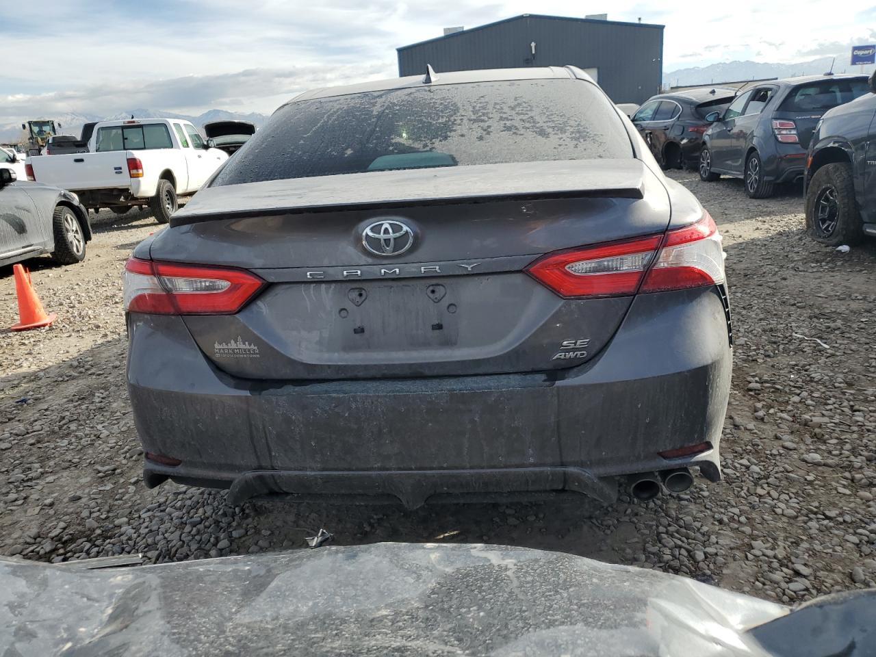 2020 TOYOTA CAMRY SE - Image 6