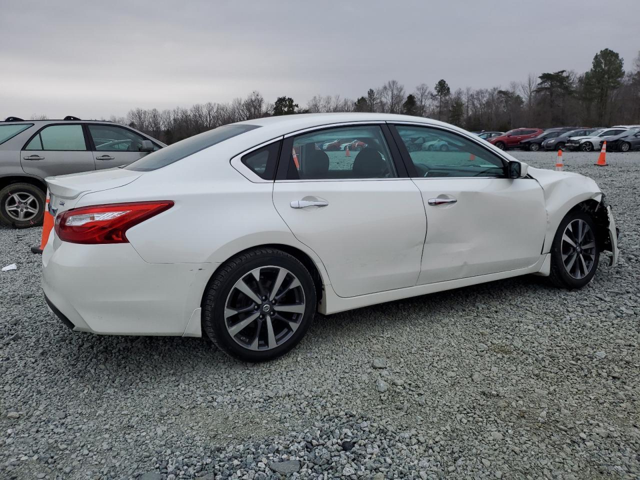 2016 NISSAN ALTIMA 2.5 - Image 3