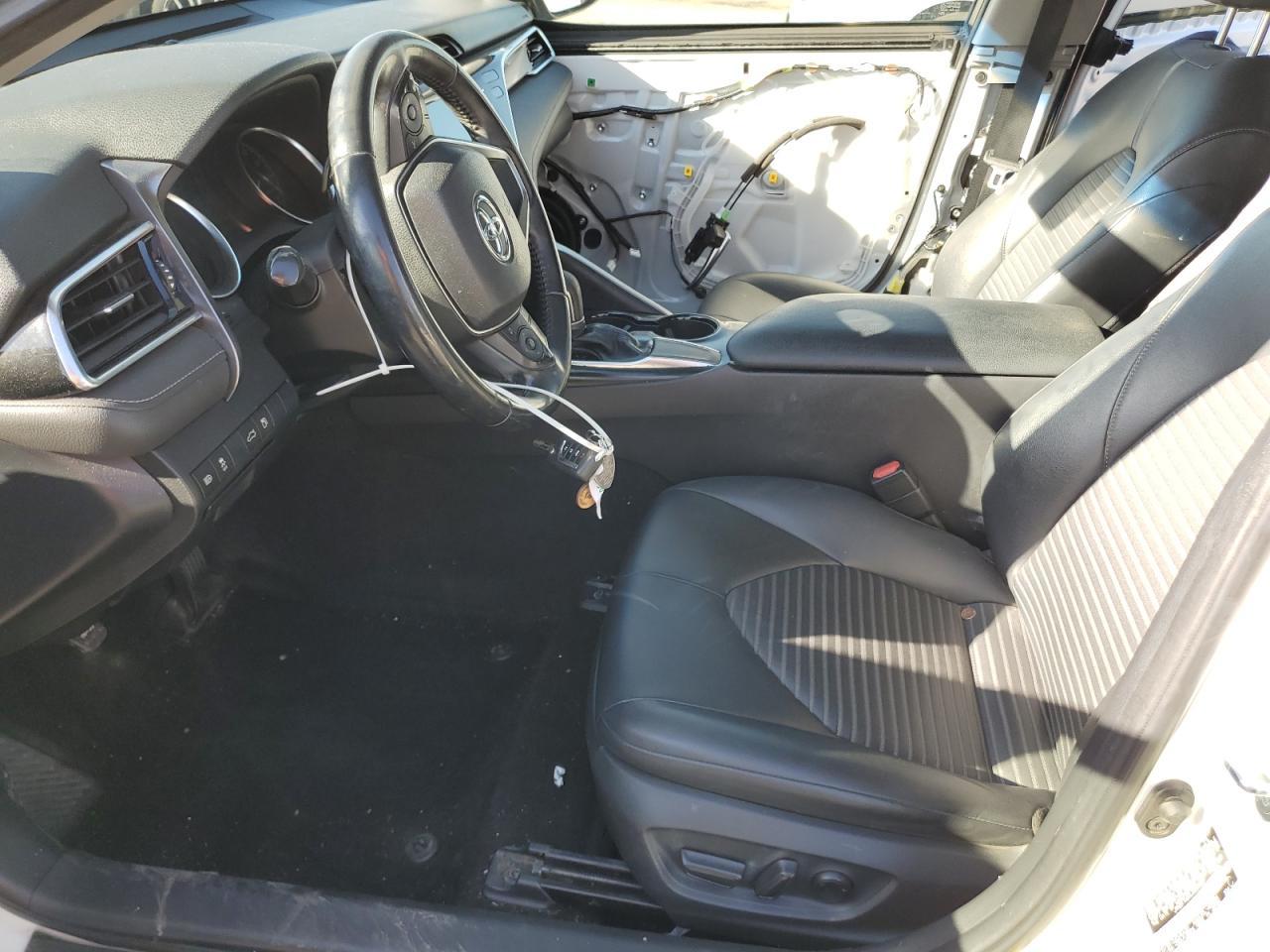 2018 TOYOTA CAMRY L - Фото 7