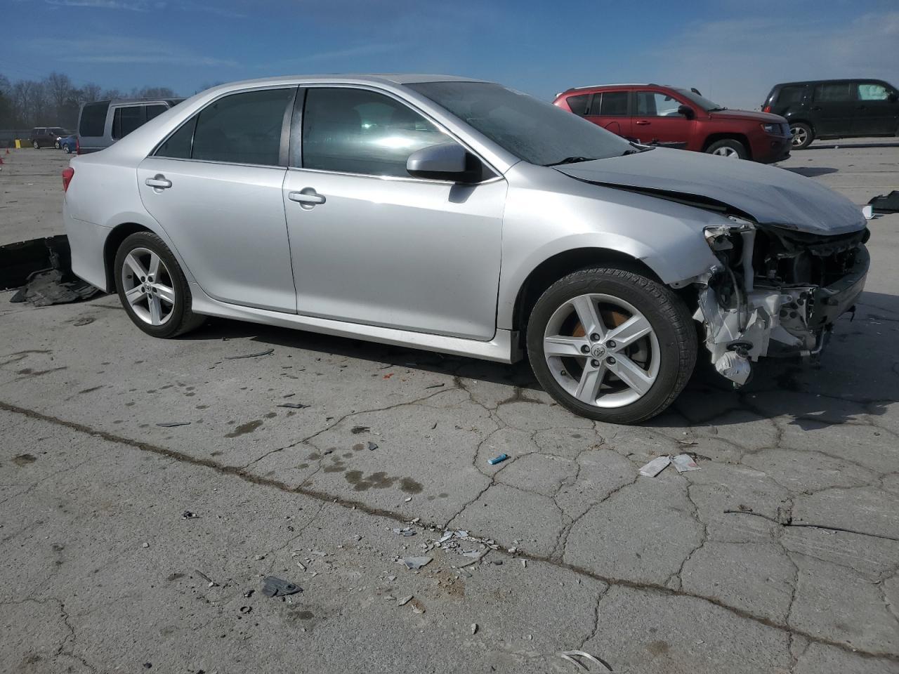 2013 TOYOTA CAMRY L - Фото 4