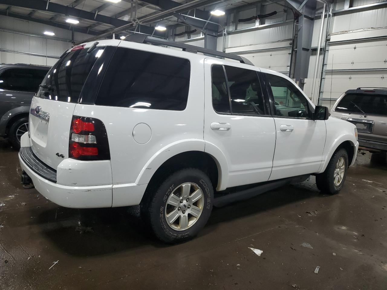 2010 FORD EXPLORER X - Фото 3