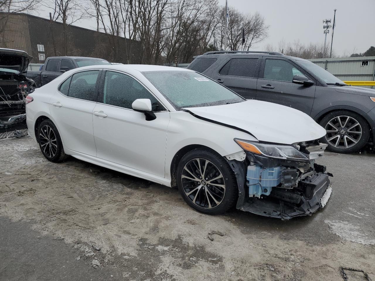 2020 TOYOTA CAMRY SE - Image 4