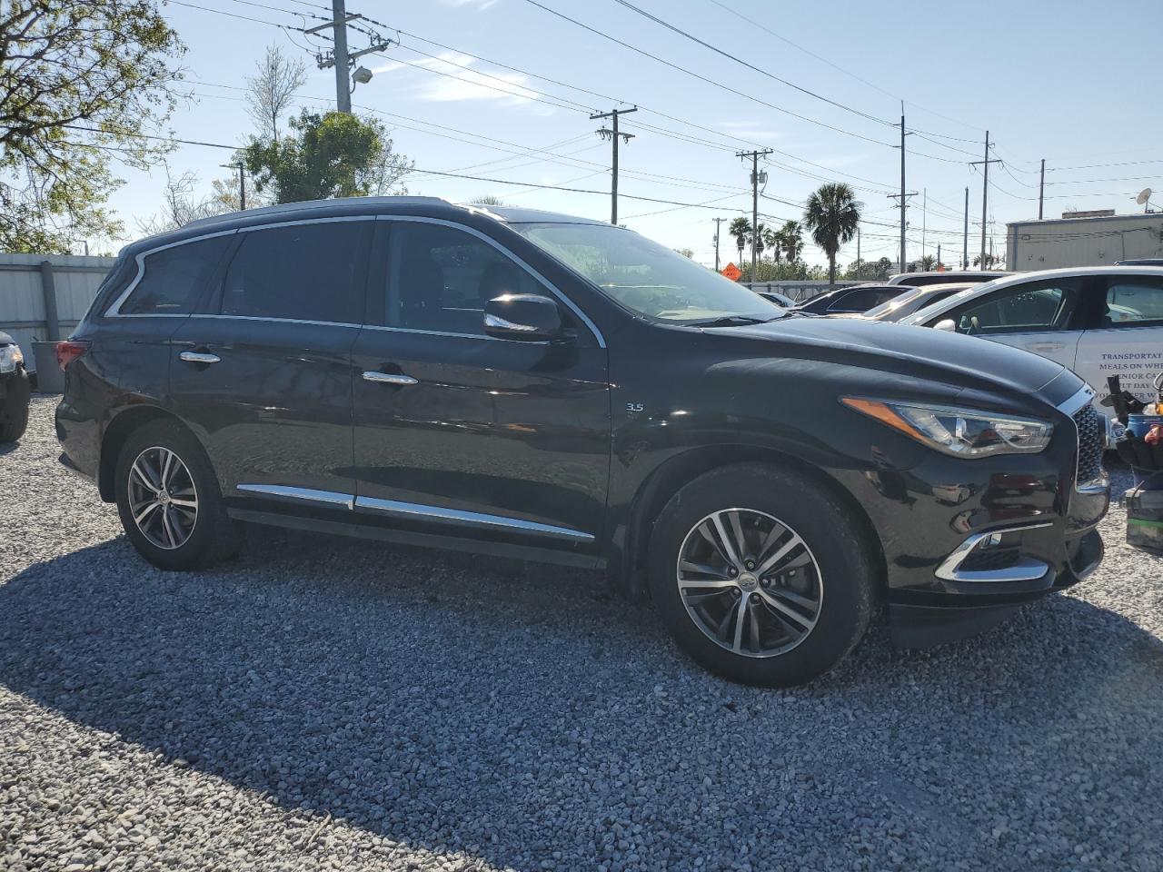 2019 INFINITI QX60 LUXE - Фото 4