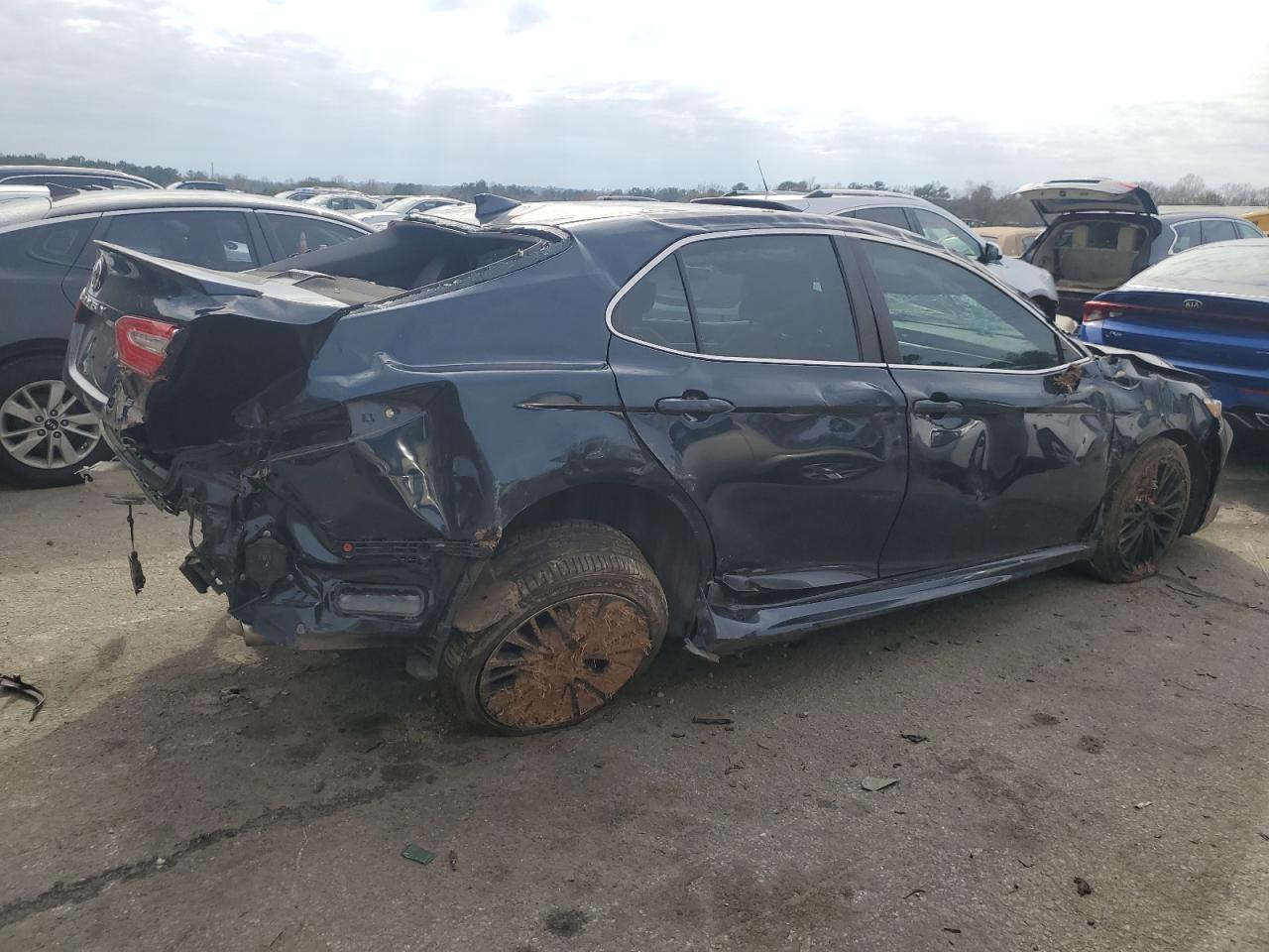 2019 TOYOTA CAMRY L - Image 3