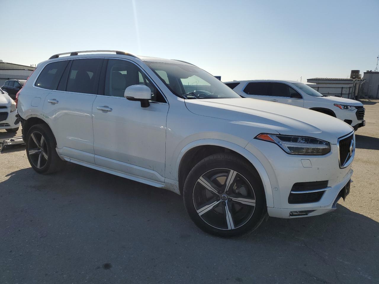 2016 VOLVO XC90 T6 - Image 4