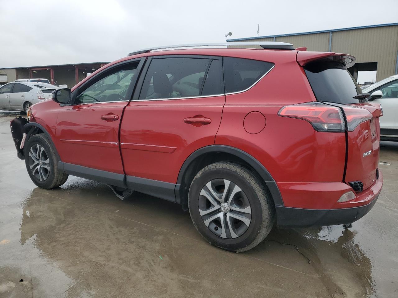 2016 TOYOTA RAV4 LE - Фото 2