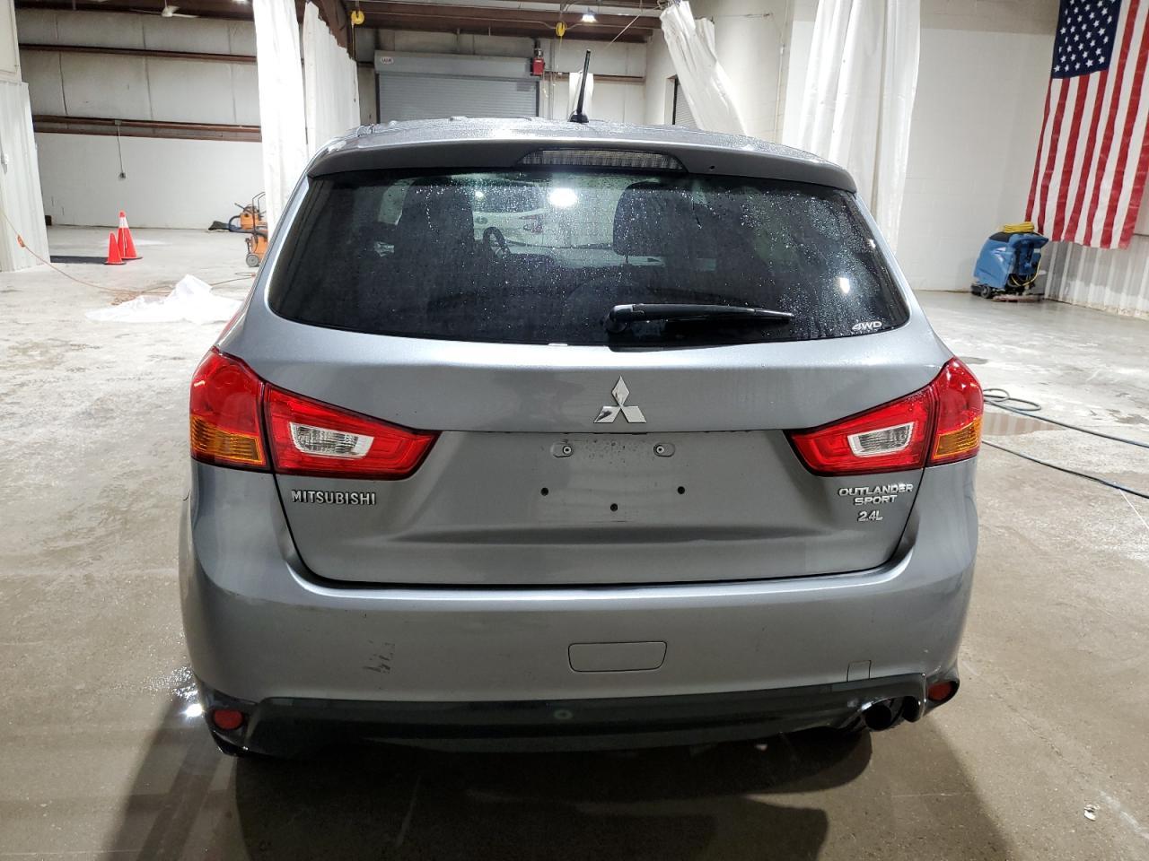 2015 MITSUBISHI OUTLANDER - Фото 6