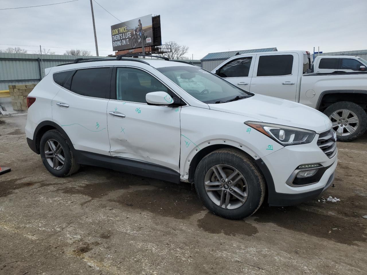 2017 HYUNDAI SANTA FE S - Фото 4