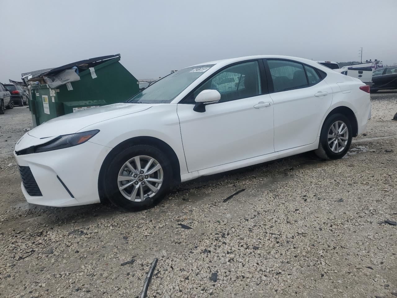 2025 TOYOTA CAMRY XSE