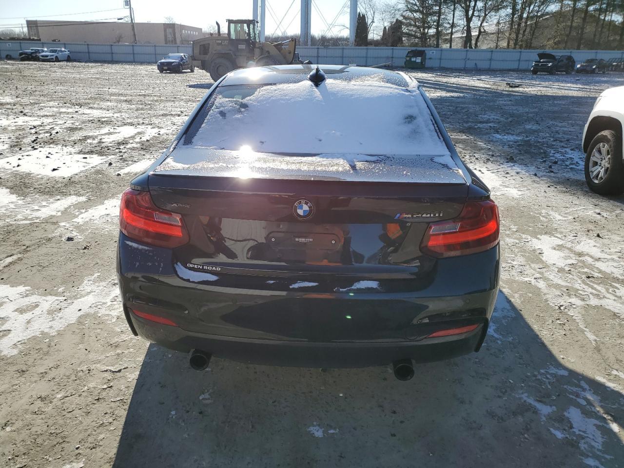 2017 BMW M240XI - Фото 6