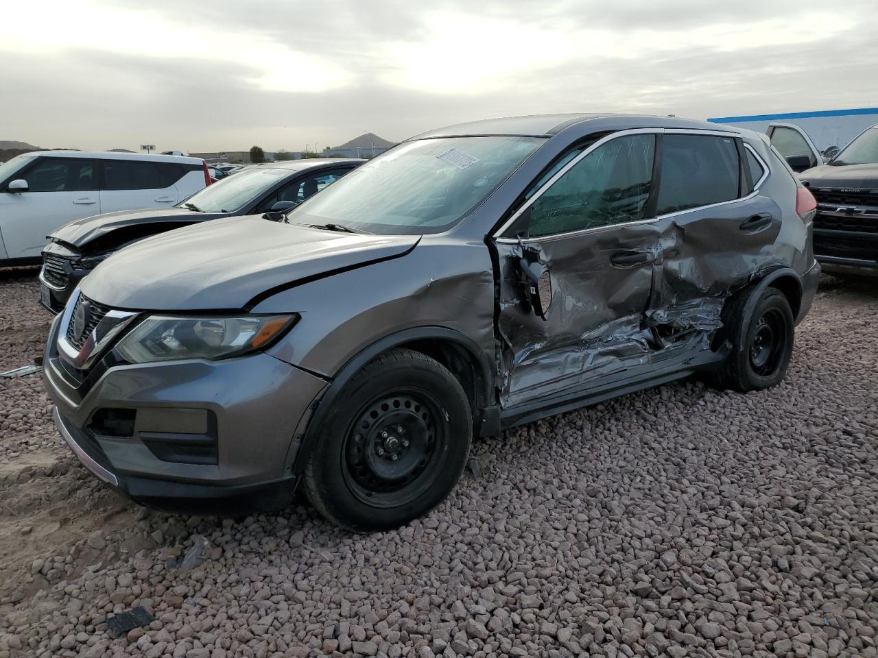 2018 NISSAN ROGUE S