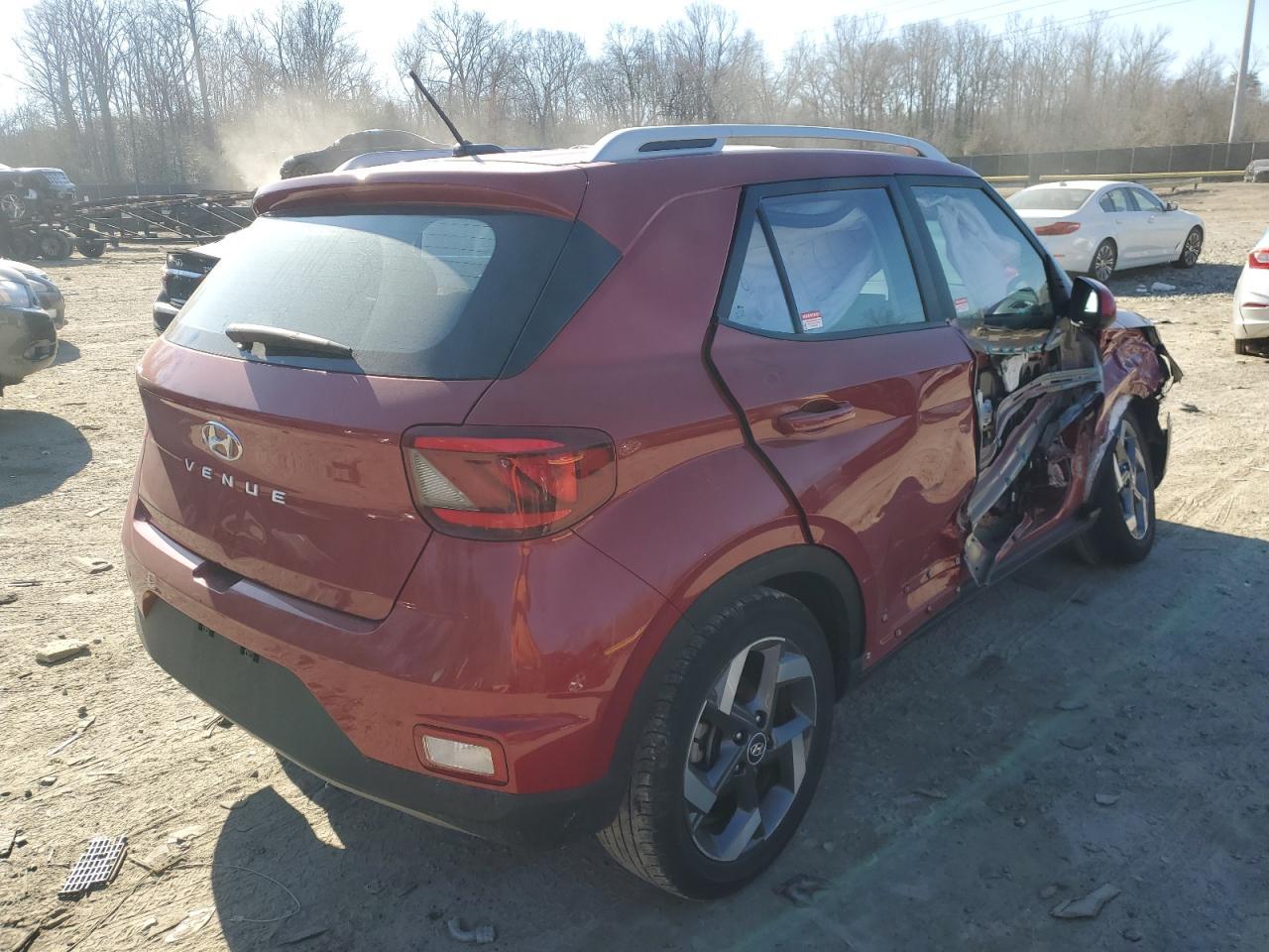 2023 HYUNDAI VENUE SEL - Фото 3