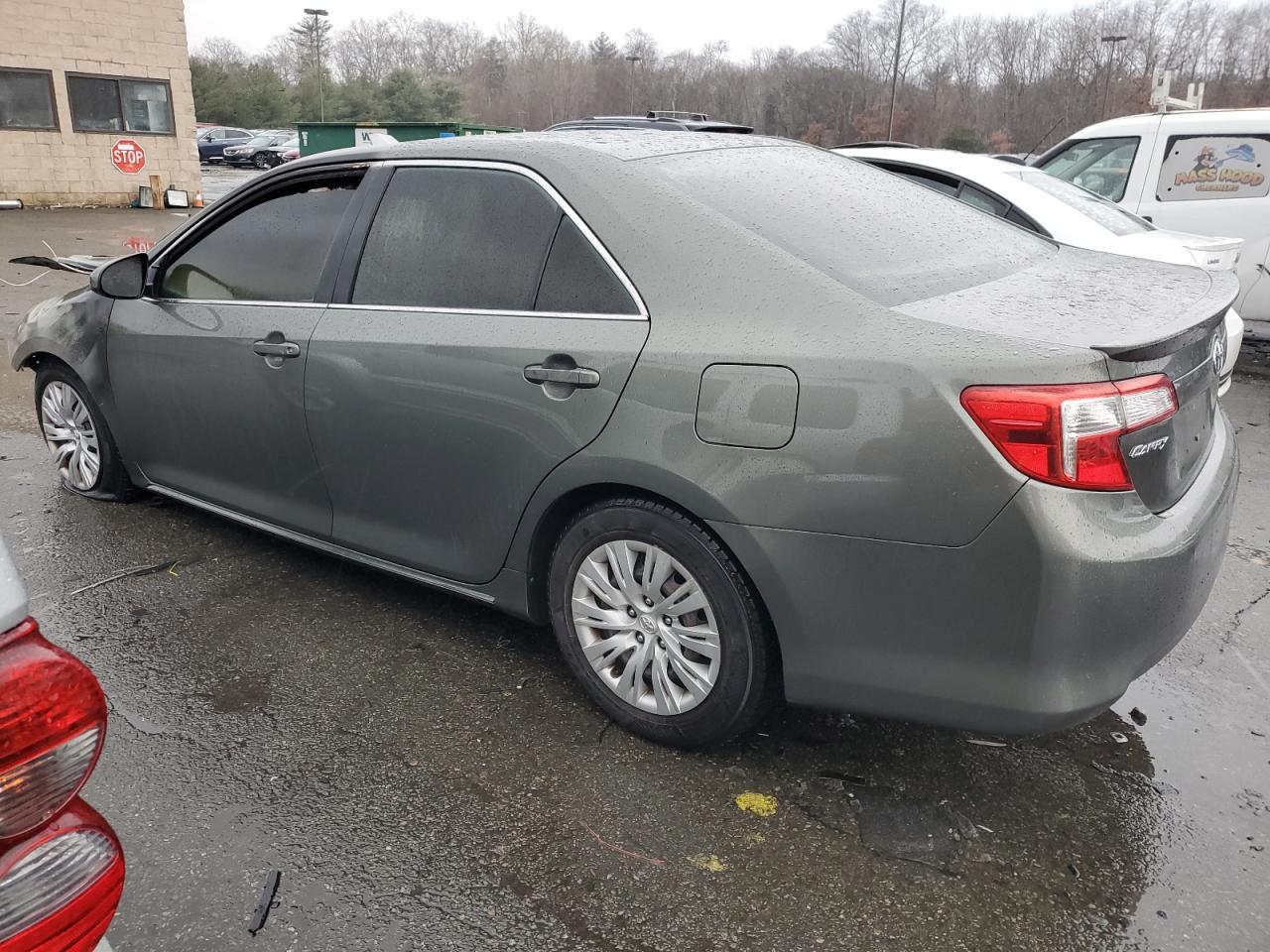 2012 TOYOTA CAMRY BASE - Фото 2