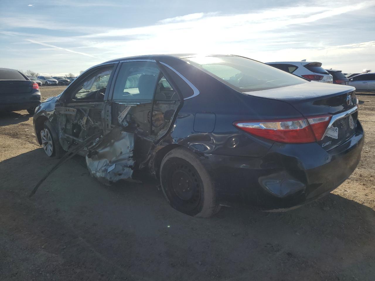 2015 TOYOTA CAMRY LE - Image 2