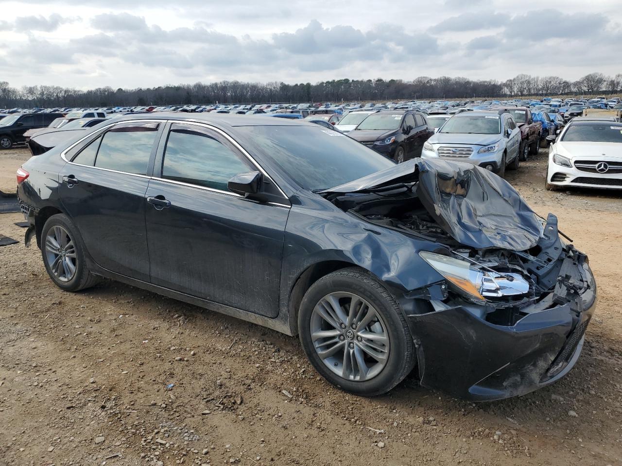 2017 TOYOTA CAMRY LE - Image 4