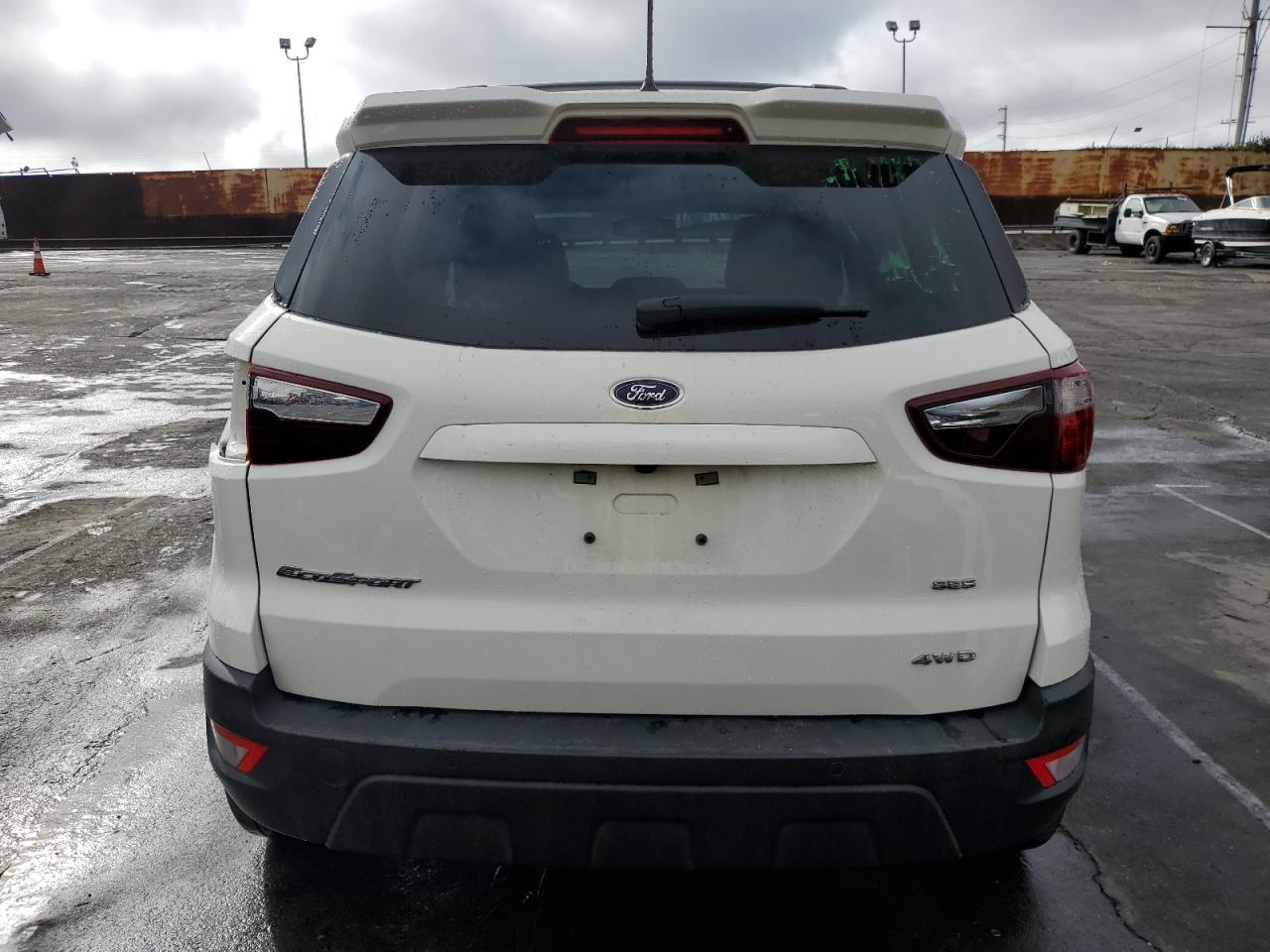 2020 FORD ECOSPORT S - Фото 6