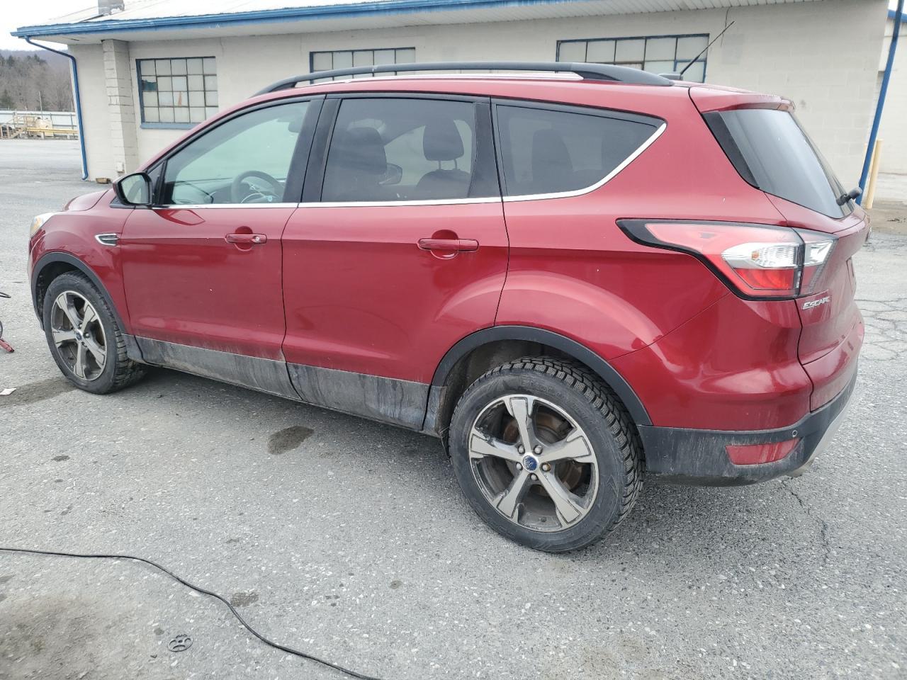 2017 FORD ESCAPE SE - Фото 2