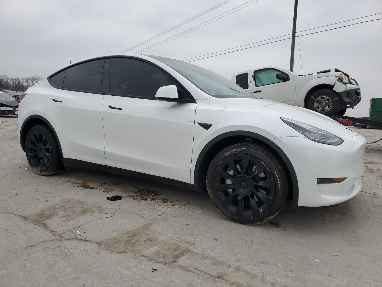 2023 TESLA MODEL Y - Image 4