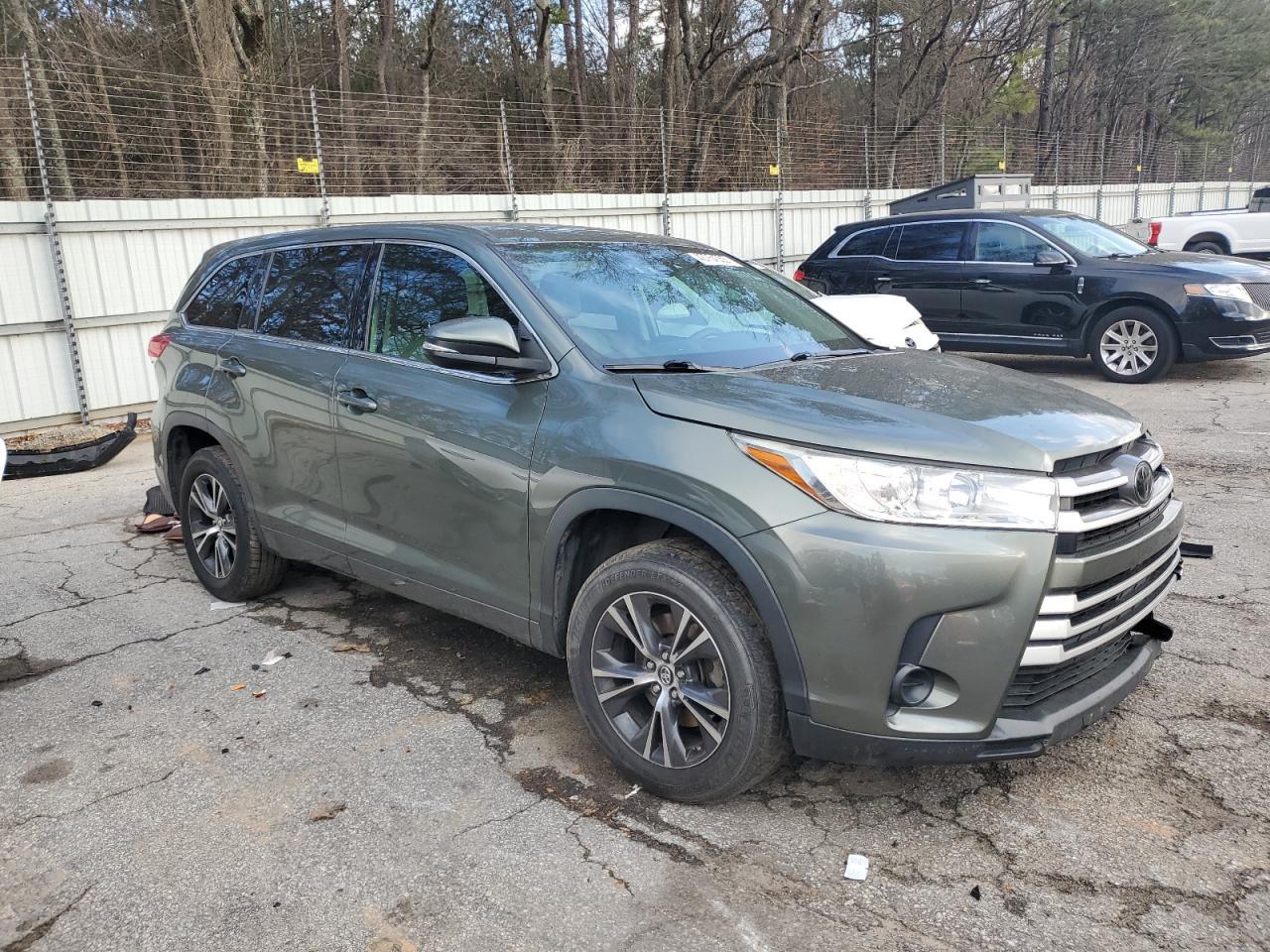 2018 TOYOTA HIGHLANDER - Фото 4