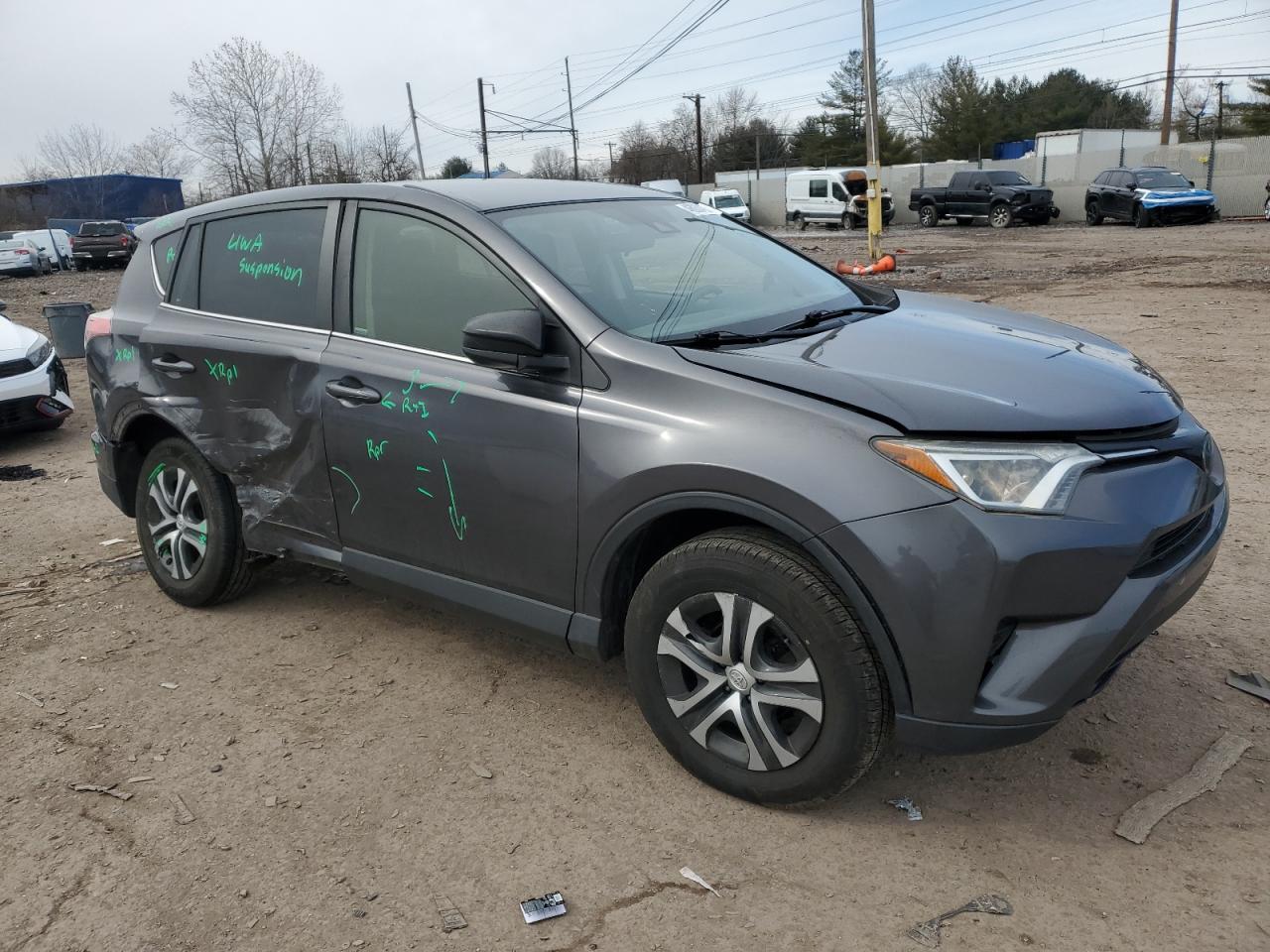 2018 TOYOTA RAV4 LE - Image 4