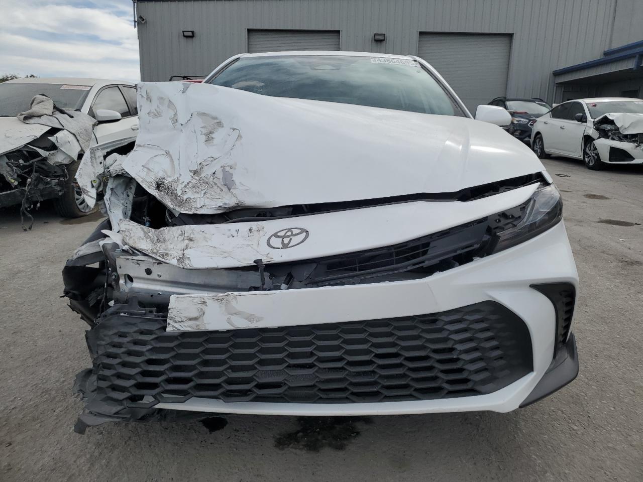 2025 TOYOTA CAMRY XSE - Фото 5