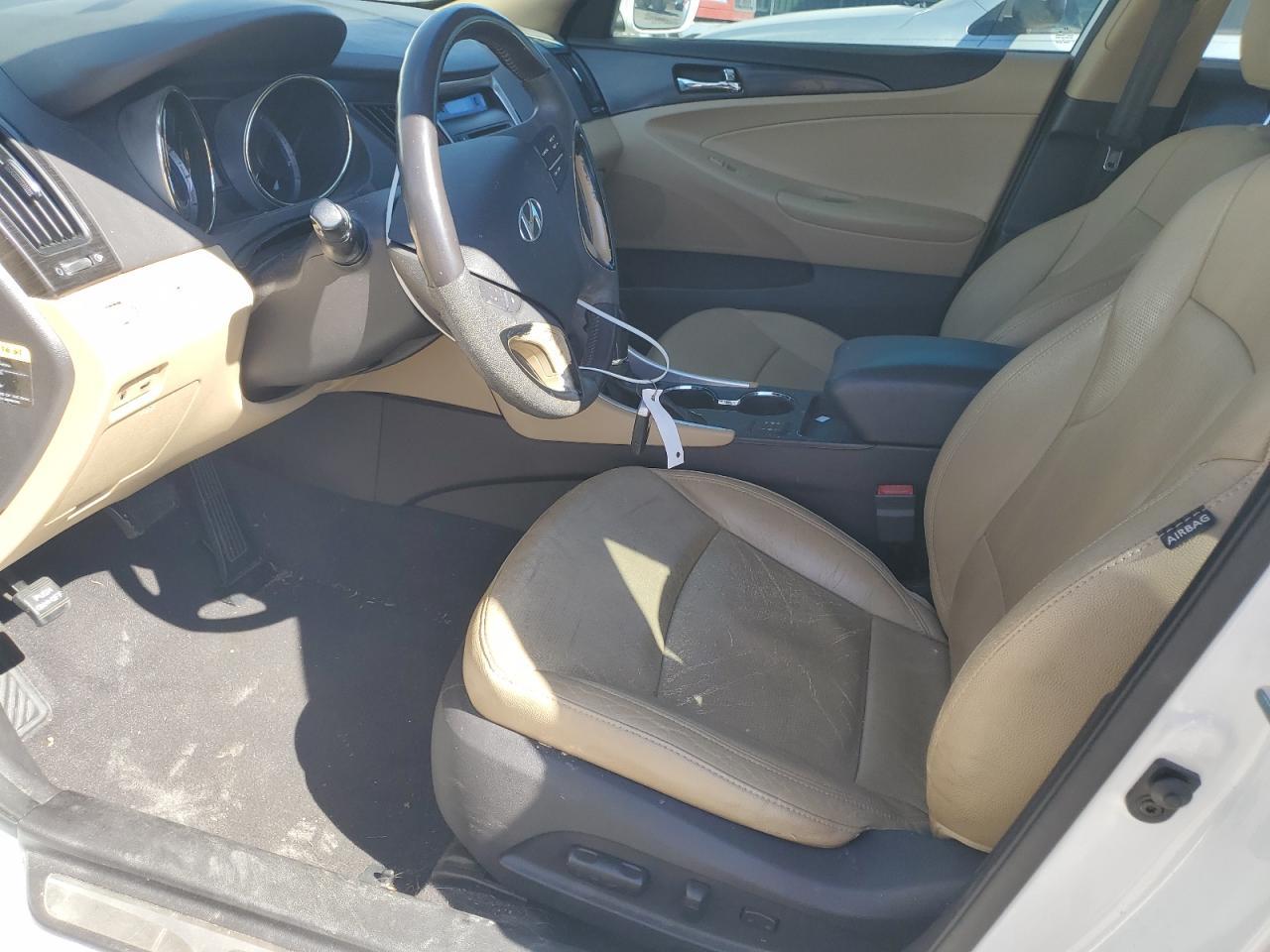 2013 HYUNDAI SONATA SE - Image 7