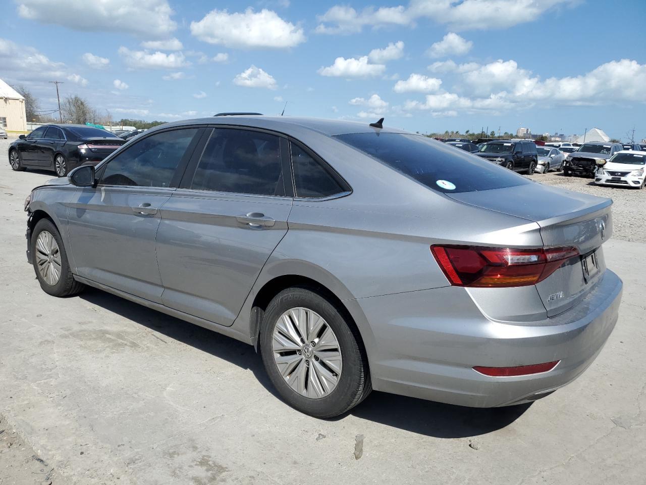 2019 VOLKSWAGEN JETTA S - Фото 2