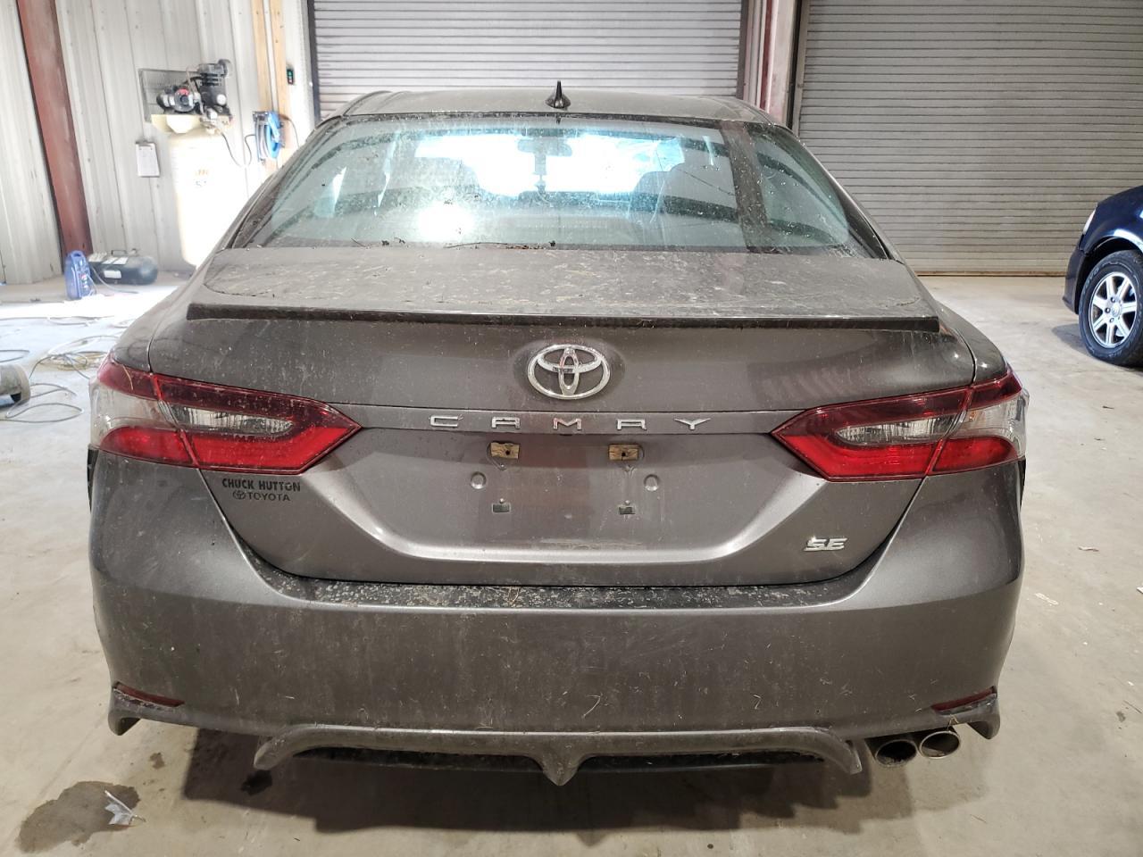 2021 TOYOTA CAMRY SE - Image 6