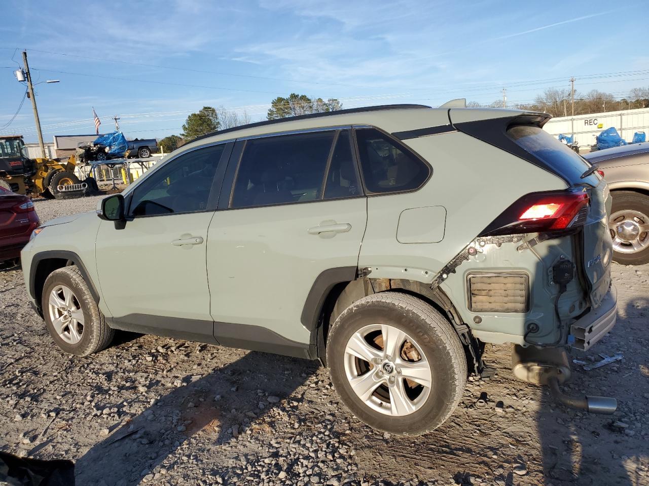 2020 TOYOTA RAV4 XLE - Image 2