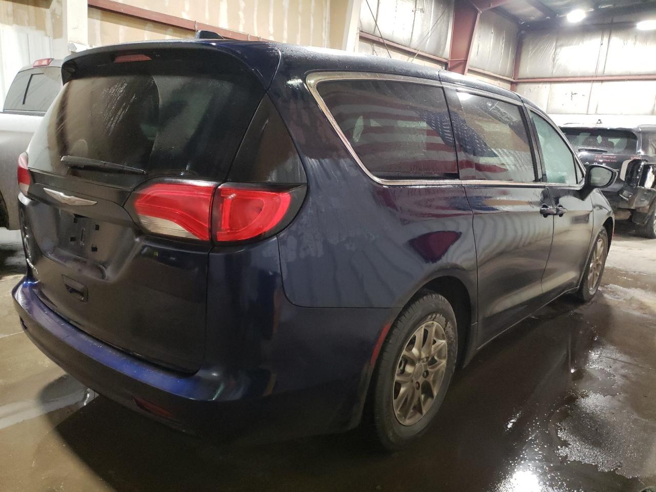 2017 CHRYSLER PACIFICA L - Image 3