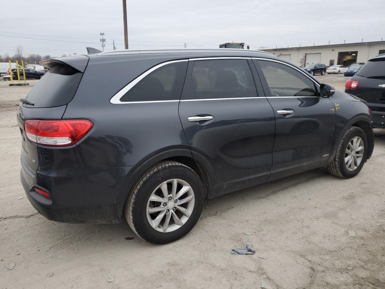 2017 KIA SORENTO LX - Фото 3