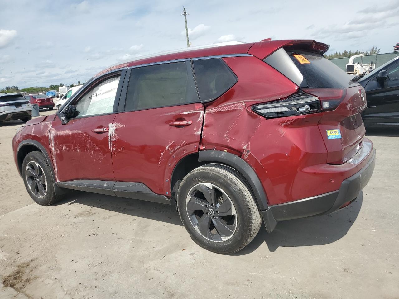 2024 NISSAN ROGUE SV - Image 2
